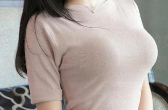 青豆客 - 套图更新，绮里嘉Ula的女仆形象竟然让我想给她打分，满分哦！