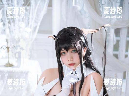 魅瞳meroko 整体高清,魅瞳meroko睡衣像是调皮的小精灵,慢慢从屏幕里溜出来。