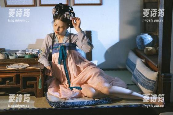 鹿八岁baby 不看会后悔!鹿八岁baby最新原图——日向雏田真的是太有意思了,时而乖巧,时而逗趣!