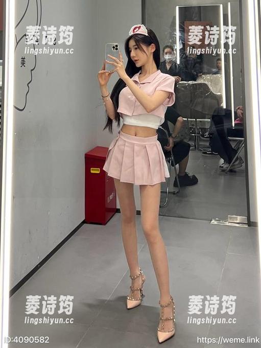 微密圈 - 黎允熙的私拍：修女的不务正业图集