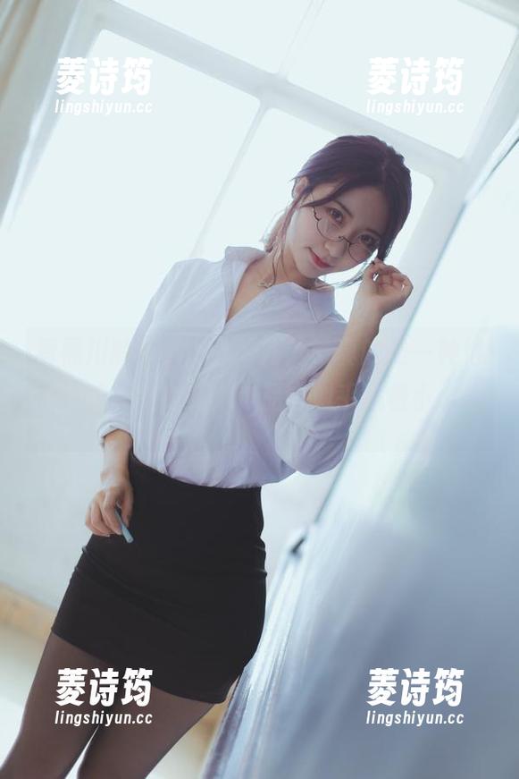 看黑川的“桐乃体操服”，真的是一种很特别的共享时刻，作品中似乎藏着小心思。